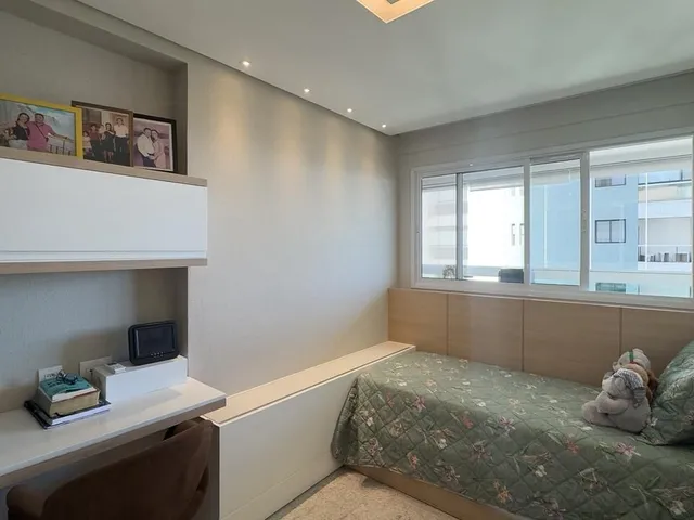 Imagem 4: Apartamento 145m², 3 quartos, 2 suítes, closet, varanda, 3 vagas, lazer completo