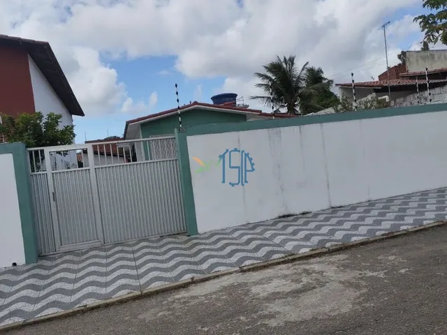 Imagem: Casa Padrão / Casa no bairro-conjunto Cidade