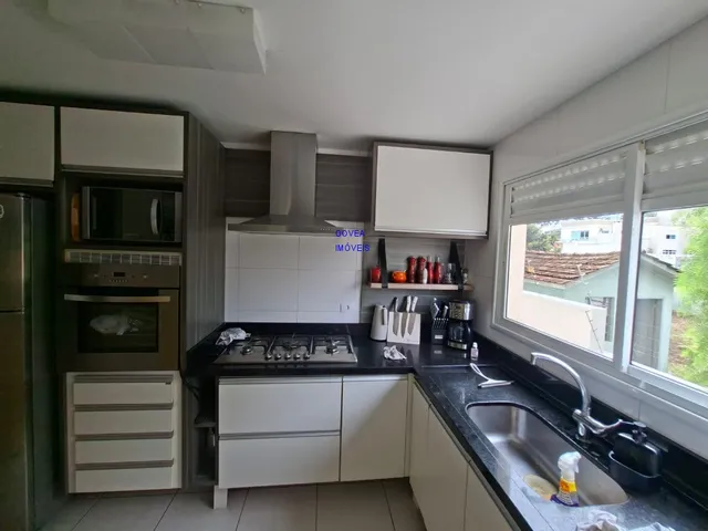 Imagem 3: Apartamento com 95m 3 Quartos sendo 2 com sacada (1 suite) 3 banheiros 2 Vagas de garage