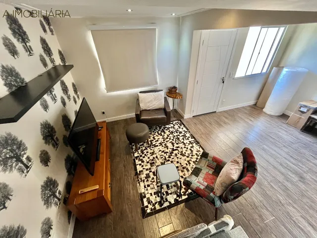 Imagem: A casa possui 3 Dormitórios, 1 Suíte, 3 Banheiros, 4