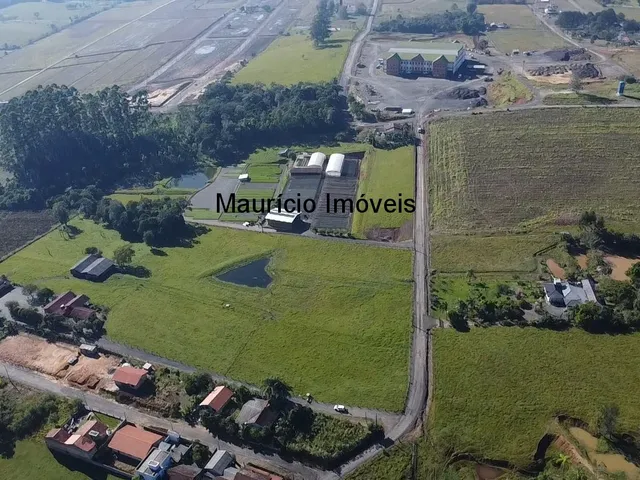 Imagem 12: Terreno urbano com a área de 30.000,00 m², a 200 metros do centro de eventos da cidade