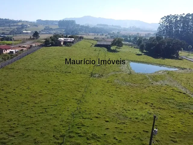 Imagem 15: Terreno urbano com a área de 30.000,00 m², a 200 metros do centro de eventos da cidade