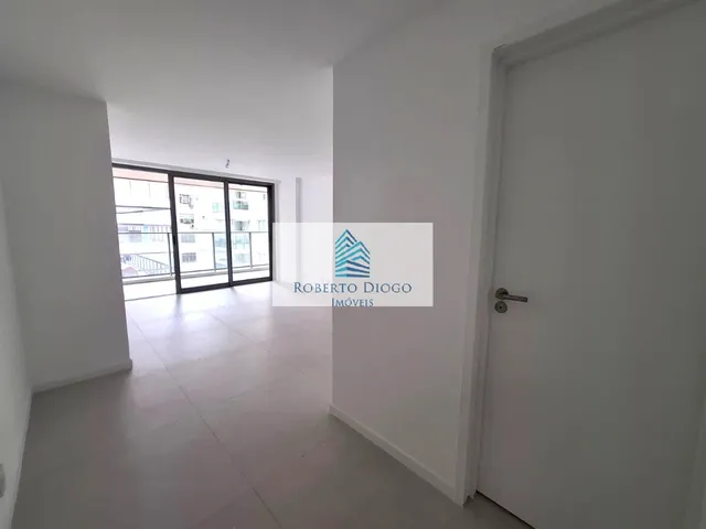 Imagem 7: LUXUOSO APARTAMENTO À VENDA EM ICARAÍ, NITERÓI-RJ: 4 QUARTOS, 4 SUÍTES, 1 SALA, 5