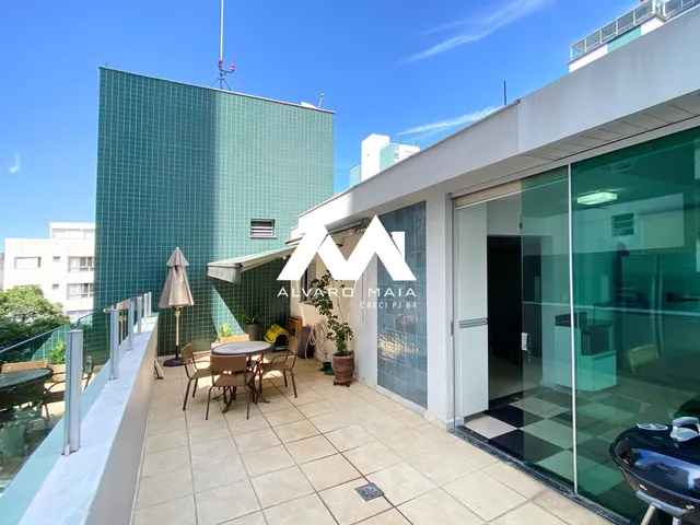 Imagem: A casa possui 3 Dormitórios, 1 Suíte, 2 Banheiros, 2 Vagas