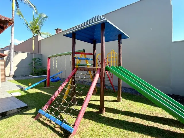 Imagem 4: Casa para locação em Joinville-SC, bairro Bom Retiro: 4 quartos, 2 suítes, 3 salas, 4