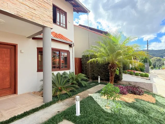 Imagem 14: Casa para locação em Joinville-SC, bairro Bom Retiro: 4 quartos, 2 suítes, 3 salas, 4