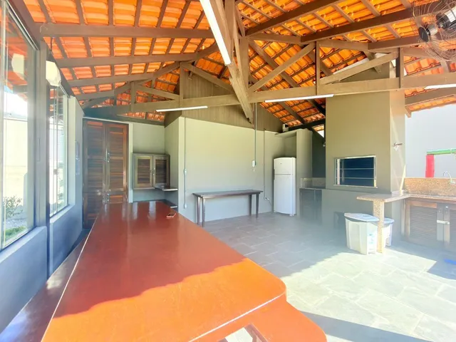 Imagem 9: Casa para locação em Joinville-SC, bairro Bom Retiro: 4 quartos, 2 suítes, 3 salas, 4