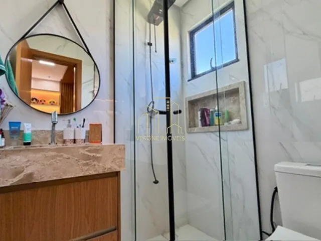 Imagem 3: Casa em Condomínio de Luxo à Venda em Camaçari-BA, Bairro Abrantes: 4 Quartos, 3