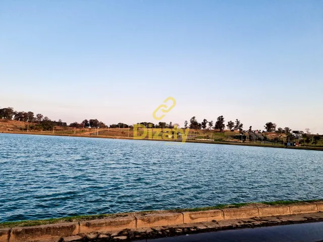 Imagem 15: Lote a Venda no Park Royal Residence, Proteção natural, cercado por montanhas..