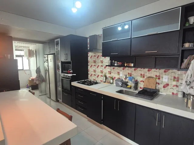 Imagem 12: Apartamento á venda na Praia do Morro em Guarapari Es avenida Praiana com 3 quartos