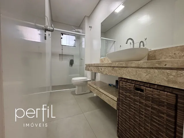 Imagem 2: Apartamento à venda em Joinville-SC, no bairro Bom Retiro, com 2 quartos, 1 suíte e