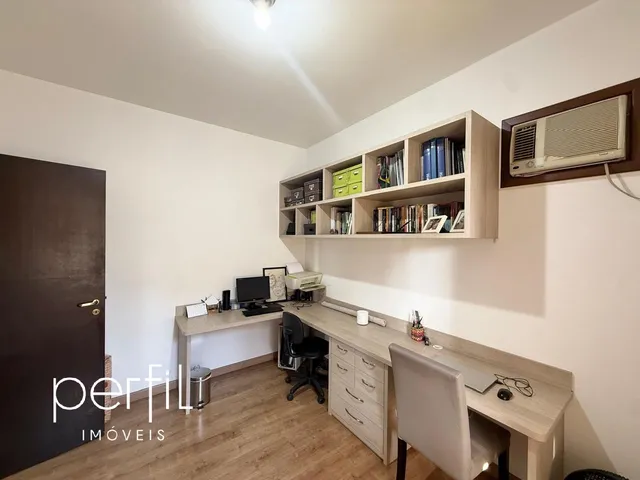Imagem 6: Imperdível: Casa Averbada venda em Joinville-SC, no bairro Floresta, com 5 quartos, 1