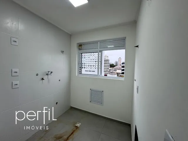 Imagem 13: Venda de Apartamento no Centro de Joinville-SC: 3 quartos, 1 suíte, 2 salas, 2