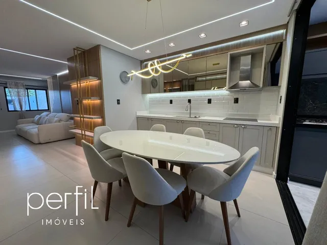 Imagem 11: Casa à venda em Joinville-SC, bairro Jardim Sofia: 3 quartos, 3 suítes, 3 salas, 4