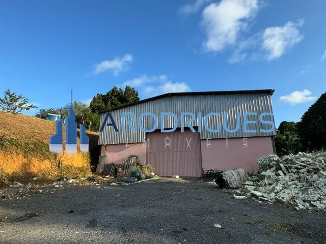 Imagem 1: Oportunidade Única: Galpão Comercial à Venda ou Locação no Caji, Lauro de
