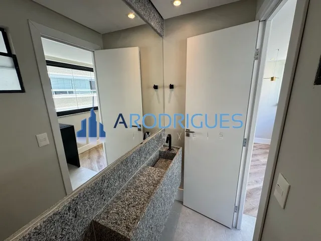 Imagem 8: Apartamento à Venda em Alphaville: 2 quartos, 2 suítes, 1 sala, 3 banheiros, 1 vaga de