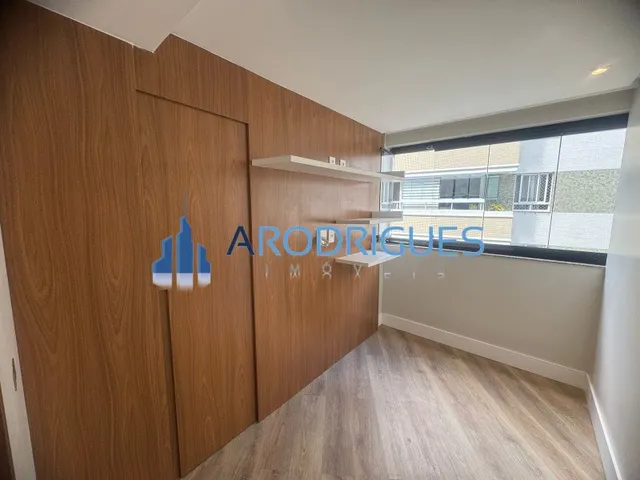 Imagem 11: Apartamento à Venda em Alphaville: 2 quartos, 2 suítes, 1 sala, 3 banheiros, 1 vaga de