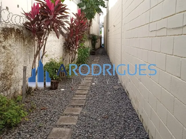Imagem 3: Galpão Comercial à Venda e Locação em Lauro de Freitas - 2 Salas, 6 Banheiros, 8