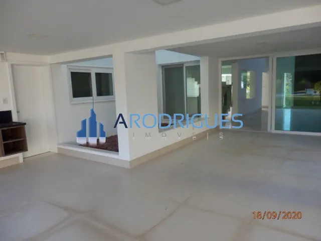 Imagem 5: Casa de luxo em condomínio: 4 quartos, 4 suítes, 3 salas, 6 banheiros, 6 vagas de