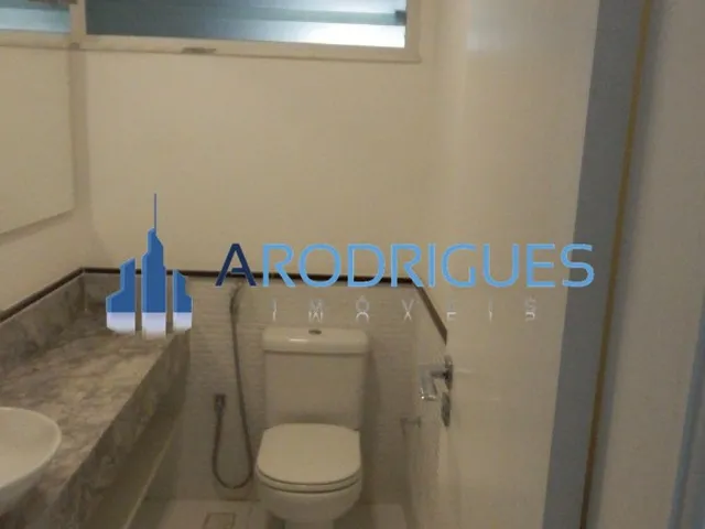 Imagem 10: Casa de luxo em condomínio: 4 quartos, 4 suítes, 3 salas, 6 banheiros, 6 vagas de