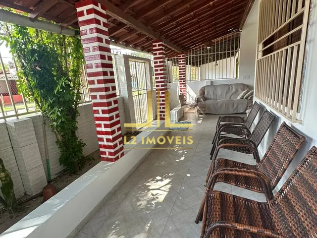 Imagem 2: CASA - 6 QUARTOS SENDO 5 SUÍTES - GAMBOA