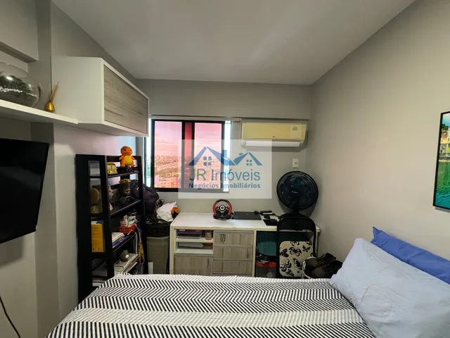 Imagem 3: Apartamento a Venda de 3/4 sendo 1 Suíte e 3 Vagas de Garagem Cobertas - Condomínio