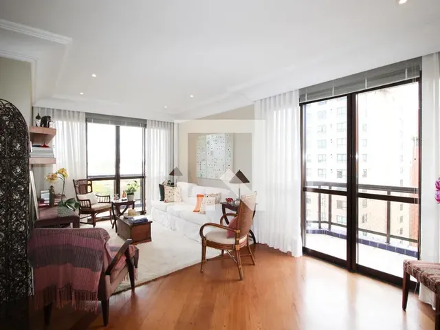 Imagem: O apartamento possui 4 Dormitórios, 3 Suítes, 4