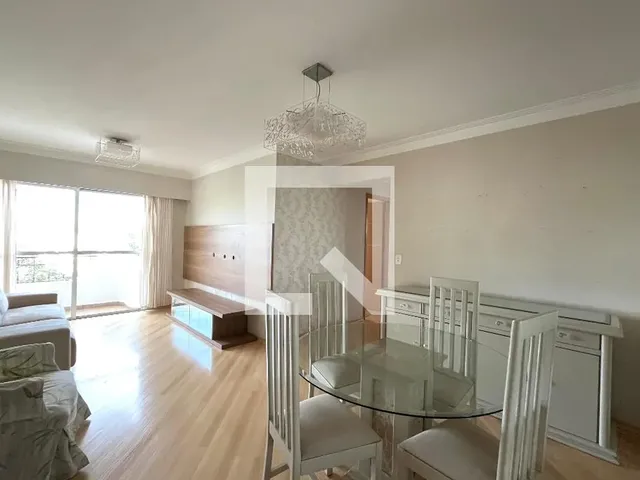 Imagem: O apartamento possui 2 Dormitórios, 1 Suíte, 2 Banheiros,