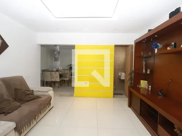 Imagem: Casa à Venda - Água Fria, 3 Quartos, 145