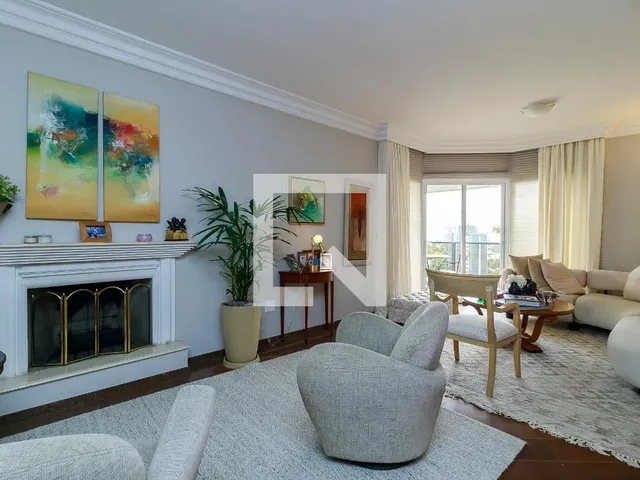 Imagem: A casa possui 4 Dormitórios, 4 Suítes, 4 Banheiros, 5