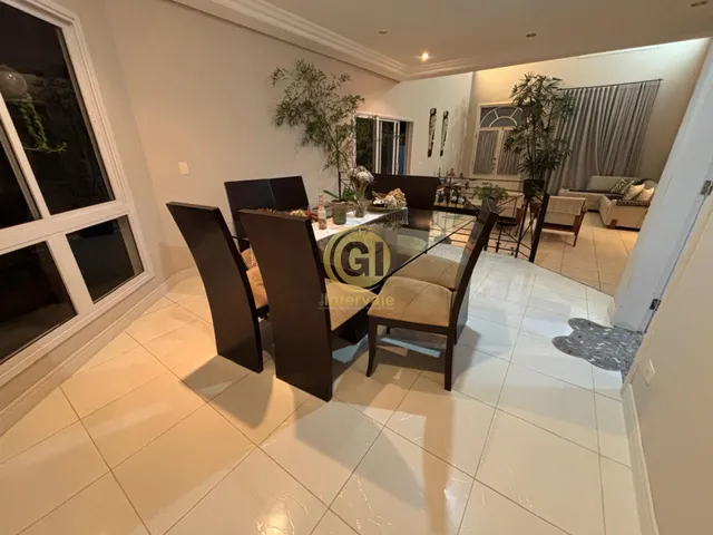 Imagem: A casa em condomínio possui 2 Dormitórios, 1 Suíte, 3