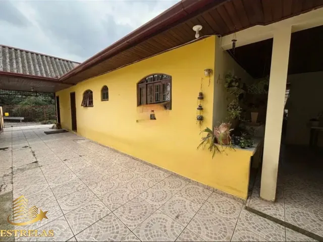 Imagem 10: Espaçosa casa à venda em Curitiba-PR, no Bigorrilho: 4 quartos, 1 suíte, 2 salas, 2