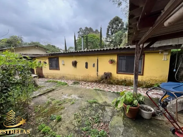 Imagem 12: Espaçosa casa à venda em Curitiba-PR, no Bigorrilho: 4 quartos, 1 suíte, 2 salas, 2