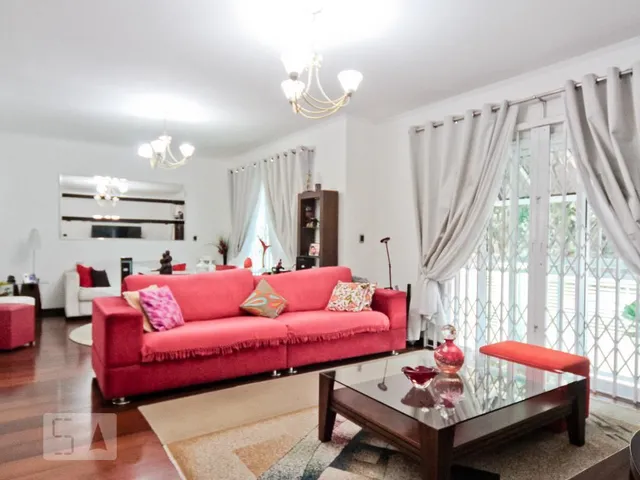 Imagem: Casa à Venda - Água Fria, 4 Quartos, 364