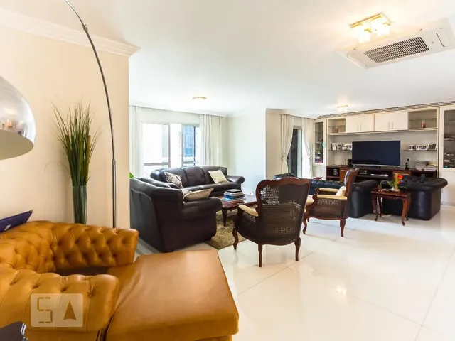 Imagem: O apartamento possui 3 Dormitórios, 1 Suíte, 3 Banheiros,