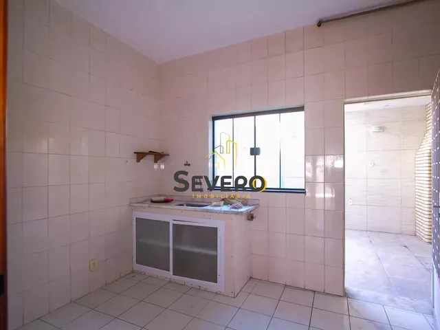 Imagem 2: Casa em Neves (Bem Localizada