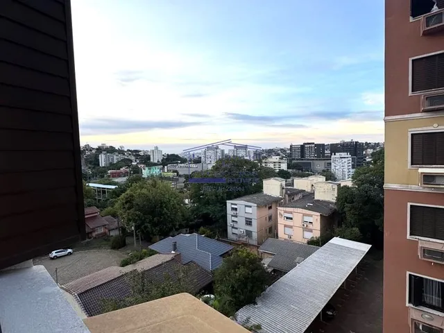 Imagem 11: Apartamento à venda em Porto Alegre-RS, no bairro Teresópolis, com 3 quartos, 2 salas