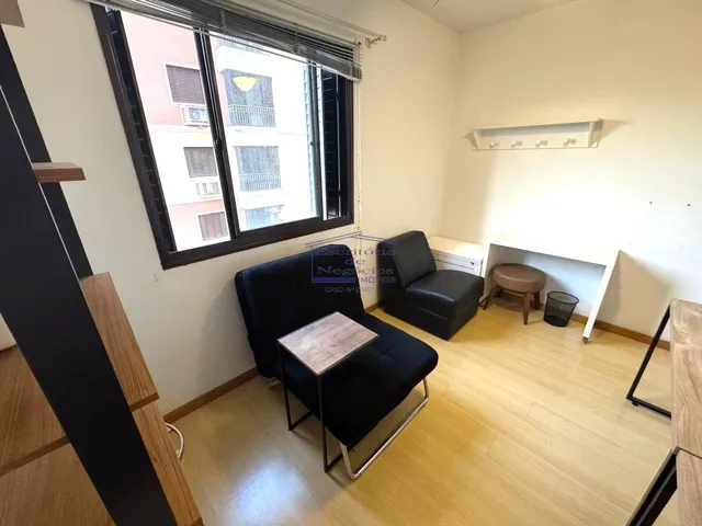 Imagem 9: Apartamento à venda em Porto Alegre-RS, no bairro Teresópolis, com 3 quartos, 2 salas
