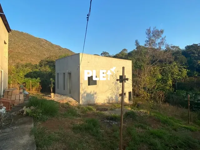 Imagem: Chácara com 2 casas construídas na região