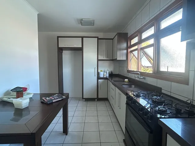 Imagem: O apartamento possui 2 Dormitórios, 1 Vaga na garagem,