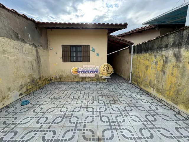Imagem: Casa À Venda em Mongaguá-Sp- Venha Conferir!