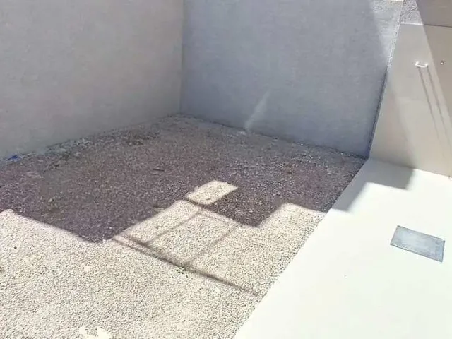 Imagem 2: Tríplex de alto padrão no Hauer com 3 suítes, terraço amplo e ático com banheiro