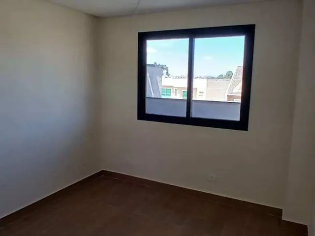 Imagem 11: Tríplex de alto padrão no Hauer com 3 suítes, terraço amplo e ático com banheiro