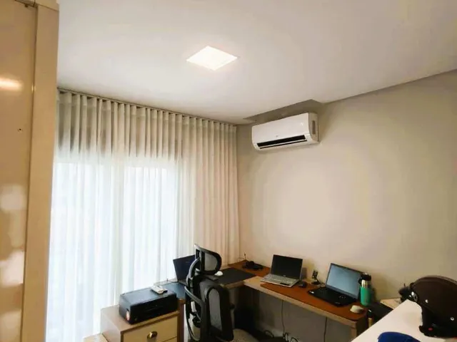 Imagem 6: Sobrado moderno com 3 suítes, 2 vagas e área gourmet próximo ao Terminal Santa Cândida