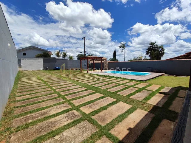 Imagem 13: Casa 3 Quartos (Suíte c/ Closet), Piscina + Cozinha c/ Armários | ESCRITURADA