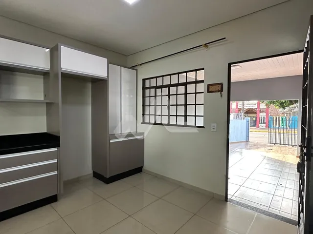 Imagem 2: Casa com 3 dormitórios à venda, 99m², Jardim Europa, TOLEDO - PR