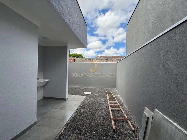 Imagem 4: Casa à venda no bairro Conjunto João de Barro Champagnat - Maringá/PR