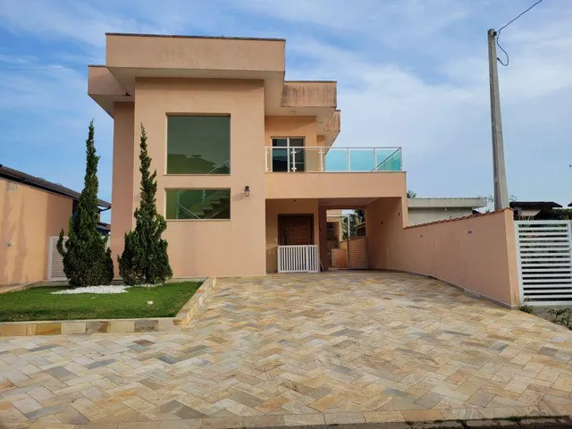 Imagem: Casa com 9 quartos, 340,00m², à venda