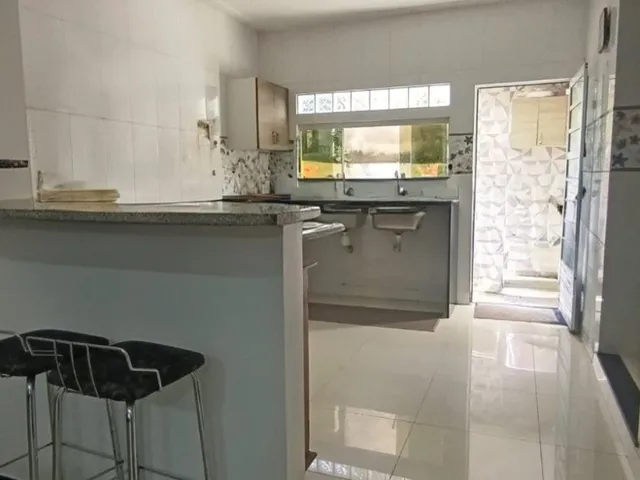 Imagem 13: Casa de Alto Padrão com 4 Suítes e 3 Pavimentos no Residencial Morada Verde