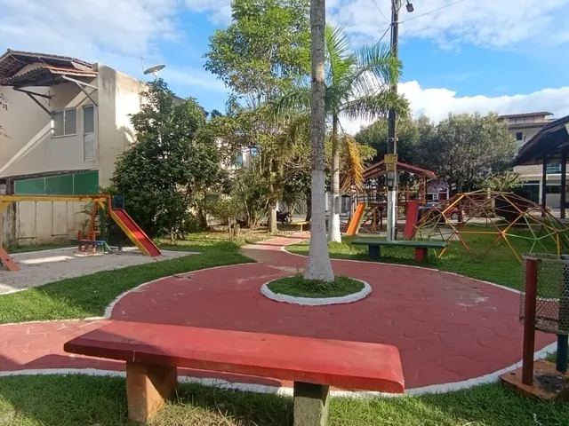 Imagem 8: Casa de Alto Padrão com 4 Suítes e 3 Pavimentos no Residencial Morada Verde